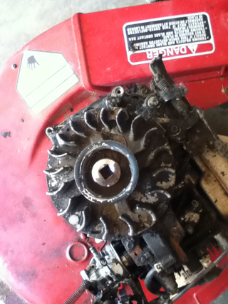 Illustration for article titled Hello fellow Shade Tree Mechanics!!! Tool fab and PSMH Toro Flywheel Key!!!